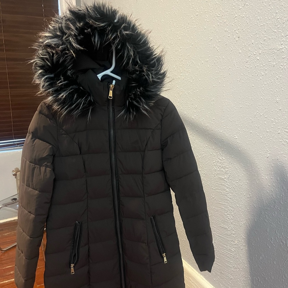 CL by Laundry Black Puffer Jacket with Faux Fur Trim